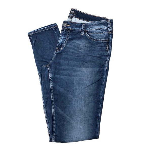 Silver Suki High Skinny Stretch 37” Inseam - Picture 2 of 15